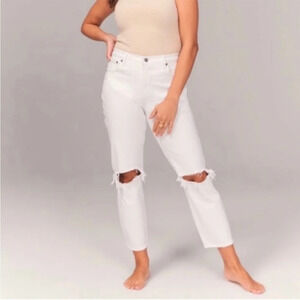 A+F Mom Curve Love High Rise Mom Jean White Distressed Cropped Jeans